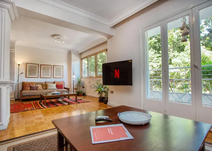 Pecan Apartment